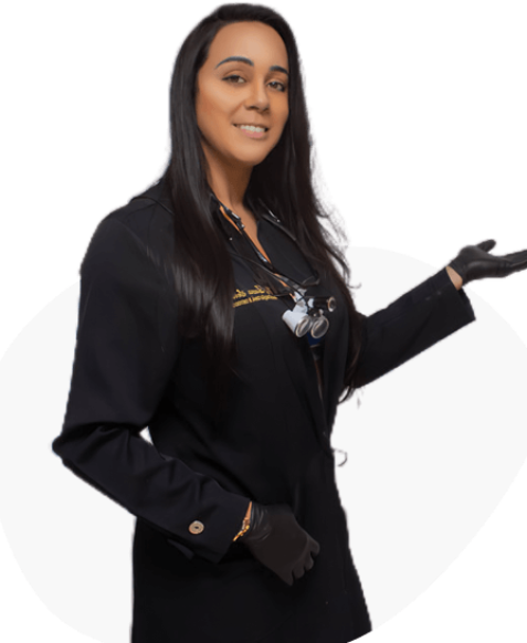 Dra Luana Serralva Atelie dos Dentes Impantes Dentários Lentes de Contato